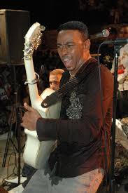 Santos comienza este jueves su tour mundial golden en el madison square garden de nueva york. Antony Santos Wikipedia