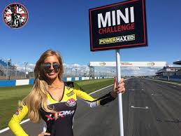 Join van clan on facebook, twitter and instagram for more stories of girls off grid! The Mini Challenge Grid Girls Facebook