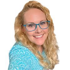 Lee Brumley's Instagram, Twitter & Facebook