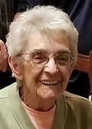 Lynn Relyea's Instagram, Twitter & Facebook