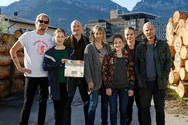Der pass/skytv, der trafikant/kino, die toten vom bodensee/tv, der boden unter den.die toten vom bodensee: Murder By The Lake Die Meerjungfrau Tv Episode 2019 Imdb