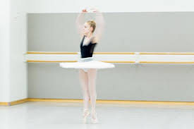 Résultat de recherche d'images pour "ballet dancing"