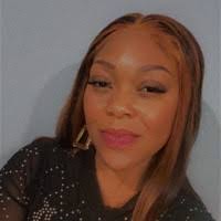 300+ perfiles de «Akesha»