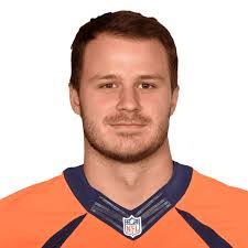 Dean Askew's Instagram, Twitter & Facebook