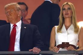 Donald Trump leaves Super Bowl before fourth quarter after rooting for  Chiefs - Irish Star