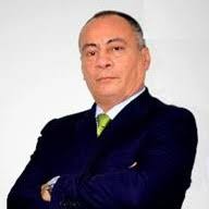 10+ perfiles de «Hector Carrera»