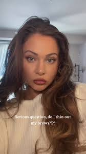 Jennifer Reddick's Instagram, Twitter & Facebook