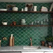 28 Green Kitchen Backsplash With Modern Style 18 Kitchendecorpad Kok Inspiration Inredning Kok Design Koksideer