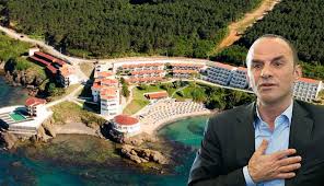 Tartışmaların odağı haline gelen sezgin baran korkmaz ve paramount hotel hakkında önemli bilgileri oteli yaptıran aile açıkladı. Riva Daki Meshur Legend Otel In Sonu Ne Oldu Ulkugundem Com