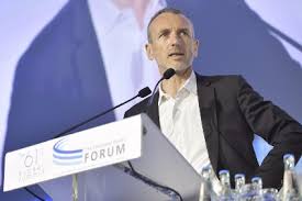 Danone sa said monday that emmanuel faber will step down as chairman of the board and will be succeeded by gilles schnepp, who will take up the role of nonexecutive chairman with immediate effect. Faber To Leave Danone After Removal As Chairman Food Industry News Just Food