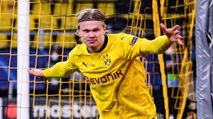 Espn fc panel roast the ref asking for haaland's autograph (1:14) the fc guys react to the assistant ref asking for erling haaland's autograph after dortmund's loss to man city. Mqvkewr38auejm