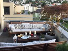 Ikea Balkon Applaro Balkon Mit Aussicht Ikea Lounge Mobel Mit Kissen Kerzen Silbertablett Und Einem Japanischem F Ikea Lounge Mobel Ikea Balkon Ikea Outdoor