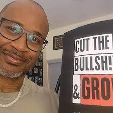 CUT THE BULLSH!T & GROW: A Guided Self-Growth Journal for Men: Five Minutes  a Day