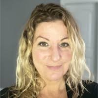 Sandra Doucet's Instagram, Twitter & Facebook