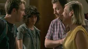 Aimez notre page facebook, pour ne rien louper de pblv ! Kevin Quitte Marseille Et Vincent Retrouve Lola Plus Belle La Vie 25 08 2017 Plus Belle La Vie Nouveautes Tele Com