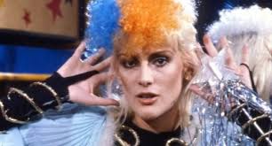 Rettore started her singing career in 1973. I 60 Anni Di Donatella Rettore Oggi Treviso News Il Quotidiano Con Le Notizie Di Treviso E Provincia Oggitreviso