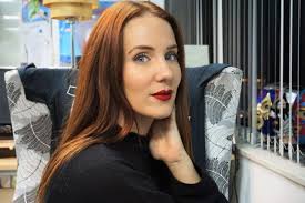Simone Simons Age Height Weight Wiki Salary Net Worth