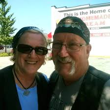 What paper towels are best for grilling and cleaning?