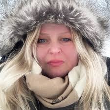 Amanda Boardman (@Mandsby)