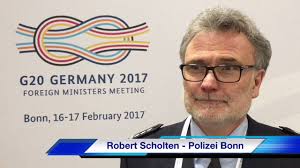 Im Video zieht Polizeisprecher Robert Scholten Bilanz und rät für morgen:  Seien Sie bitte etwas früher da!