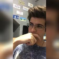 🎉17 anos! 🍰 ✓ 12 de setembro de 2003 foi a data em que o Steam foi  lançado. Quando você criou sua conta no Steam? A insígnia de perfil que  mostra a