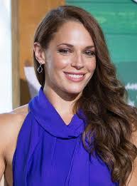 Ruth Fletes's Instagram, Twitter & Facebook