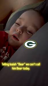 HOW YOU LIKE THEM APPLES BEN BOO-HOO JOHNSON?! Doesn't matter how many  times you get away with holding Micah. As Huts says..."BEARS STILL SUCK!"  VIIIIICCCCCTTTTOOORRRTTTTYYYY SCOTCH! #GoPackGo #Packers #BearsStillSuck