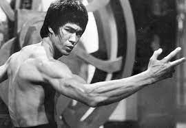 Lee died under mysterious circumstances at only 32 years old, just as his hollywood star was beginning to shine. Take Things As They Are Punch When You Have To Punch Kick When You Have To Kick Bruce Lee Cnbctv18 Com