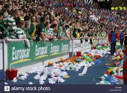 Celtic skelp the huns at castle greyskull. Celtic Fans Im Ibrox Glasgow Rangers V Celtic Fc Glasgow Rangers V Celtic Fc Ibrox Glasgow Schottland 18 September 2011 Stockfotografie Alamy