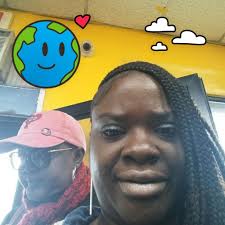 did veronica just ask him if he wanna take a bath with bubbles😂😂😂😂