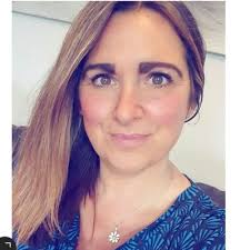 Leanne Yost's Instagram, Twitter & Facebook