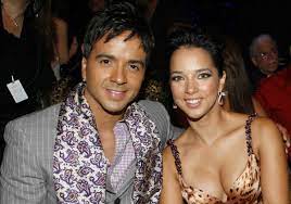 Luis fonsi llegó a nuestra casita para contarnos todo sobre la segunda etapa de 'la voz' y revivimos sus mejores mom. See Luis Fonsi Adamari Lopez Singing Echame La Culpa Mamaslatinas Com