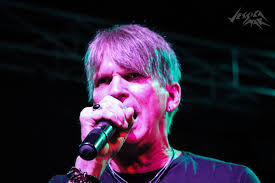 Resenha de Show: Dave Bickler mostra grande talento em sua primeira vez em  São Paulo