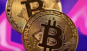 The united arab emirates doesn't recognize bitcoin as a legal form of tender, but it's not banned either. Uae Bitcoin Hits Record High Above 62 000 Menafn Com