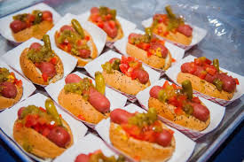 Sports los angeles rams nfl food cars football los angeles chargers usc trojans college football ucla bruins. Tailgate Food Ideas You Ll Love Blue Plate Catering