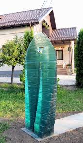 Monumental Glass Sculpture Ghildus