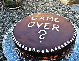 As an amazon associate, we earn from qualifying purchases. 50 Hilarious Farewell Cakes That Employees Got On Their Last Day At The Office Bored Panda