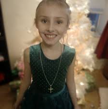 Evansville has the perfect holiday plans for you, starting tomorrow!  Ritzy's Fantasy of Lights returns to Garvin Park with a full mile of  twinkling displays and nearly 100,000 glowing bulbs. Cruise through