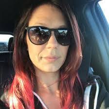 Gianna Sharp's Instagram, Twitter & Facebook