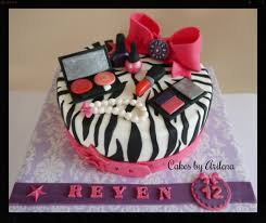 I made this cake for this cake was made for my lovely god daughter! Make Up Cake Arilena Flickr