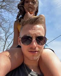 Jake Vogel (@jakevogel_) • Instagram photos and videos