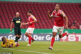 Fsv mainz 05, us palermo, aik solna, väsby united Burnley To Make 8m Move For Mainz Attacker Robin Quaison Daily Mail Online