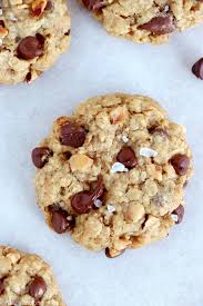 Ils Feront Des Heureux Au Gouter Des Cookies A L Avoine Au Chocolat Et Aux Noisettes Recette Cookies Facile Meilleure Recette De Cookies Cookies Sans Sucre