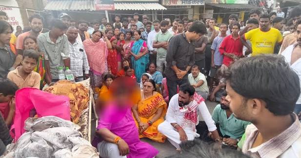 Babulal - जामताड़ा सदर अस्पताल में लापरवाही के कारण सरकारबांध निवासी रीना  कुमारी, एक प्रसूता और उसके नवजात शिशु की मृत्यु की अत्यंत दुखद घटना ...