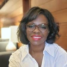 Tia Mayes's Instagram, Twitter & Facebook