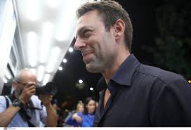 Xωρίς ταυτότητα: Ένας Jason Bourn στην Κουμουνδούρου