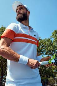Sur ses réseaux sociaux, vêtu d'un polo de la marque au crocodile, l'avignonnais a écrit : Outside The Ball On Twitter Benoit Paire X Lacoste Spring 2019