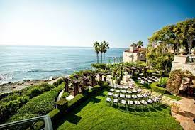 California At Home Wedding Katie Justin S Family Home Wedding In La Jolla Smallest Wedding Venue Small Intimate Wedding Wedding Venues California Los Angeles