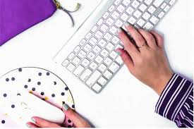 25 valuable health and wellness blogs to follow in 2022 · 1. The 18 Best Lifestyle Blogs For Women In 2021 Erin Gobler