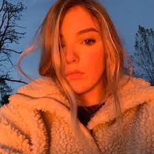 Victoria Patton's Instagram, Twitter & Facebook